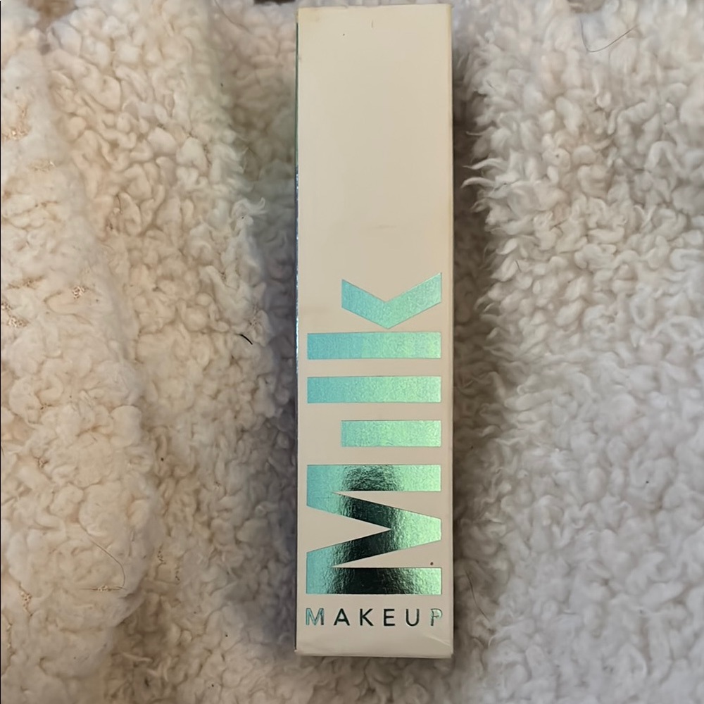 NWT Milk Makeup Hydro Grip Set+Refresh Spray